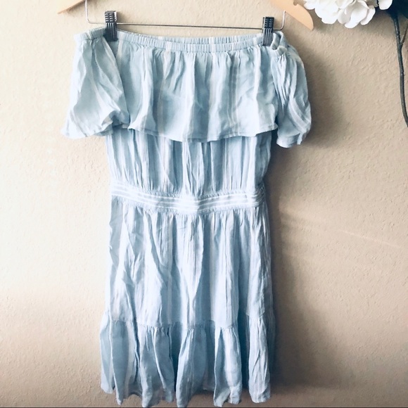 Off the shoulder dress - Picture 4 of 5